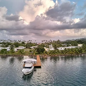 Marina Village Raiatea Taputapuapea